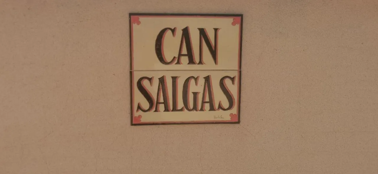 Can Salgas Montras 0*,  Spain