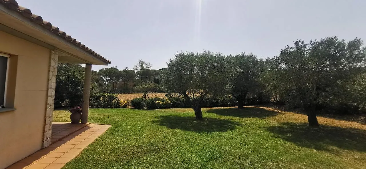 Country house Can Salgas Montras