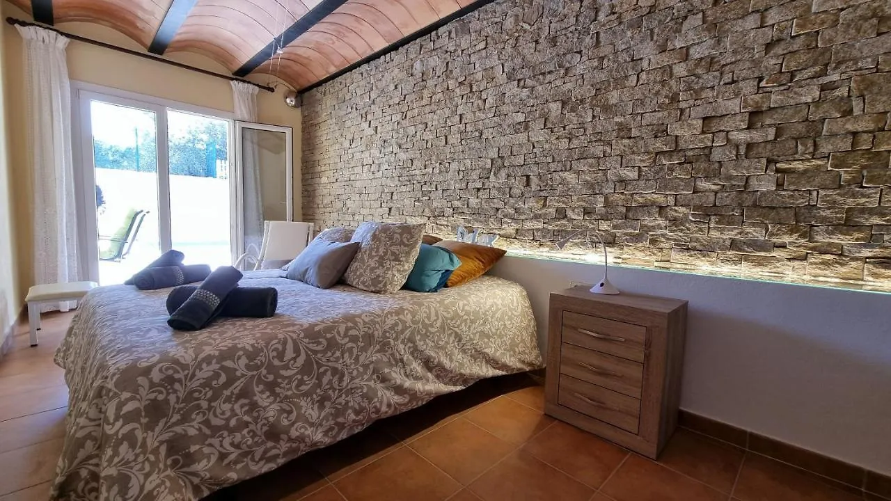 Country house Can Salgas Montras