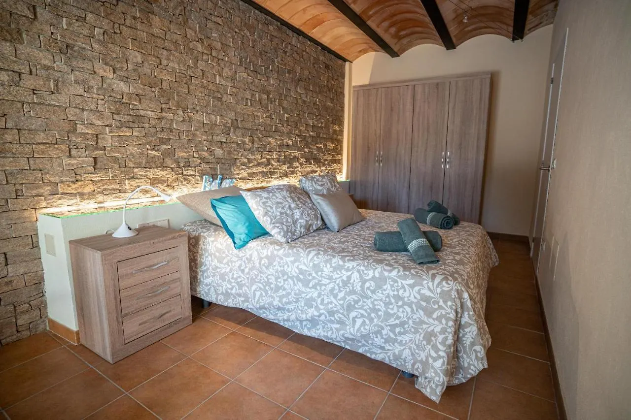 Country house Can Salgas Montras